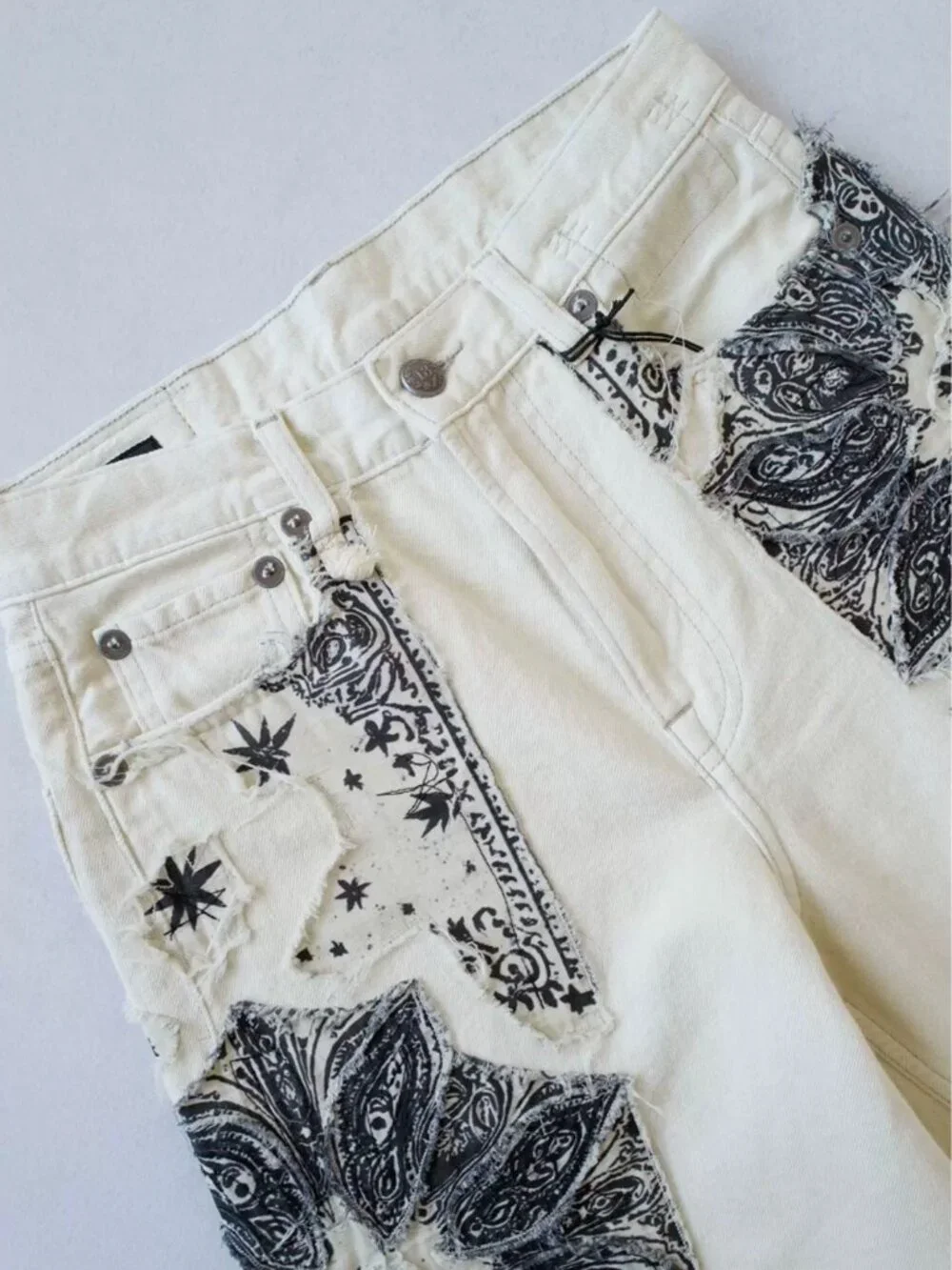 NWT R13 Relaxed Bermuda Short - Ecru Bandana Applique